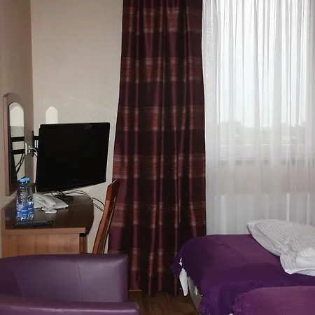 Mini-hôtel Blue 2*